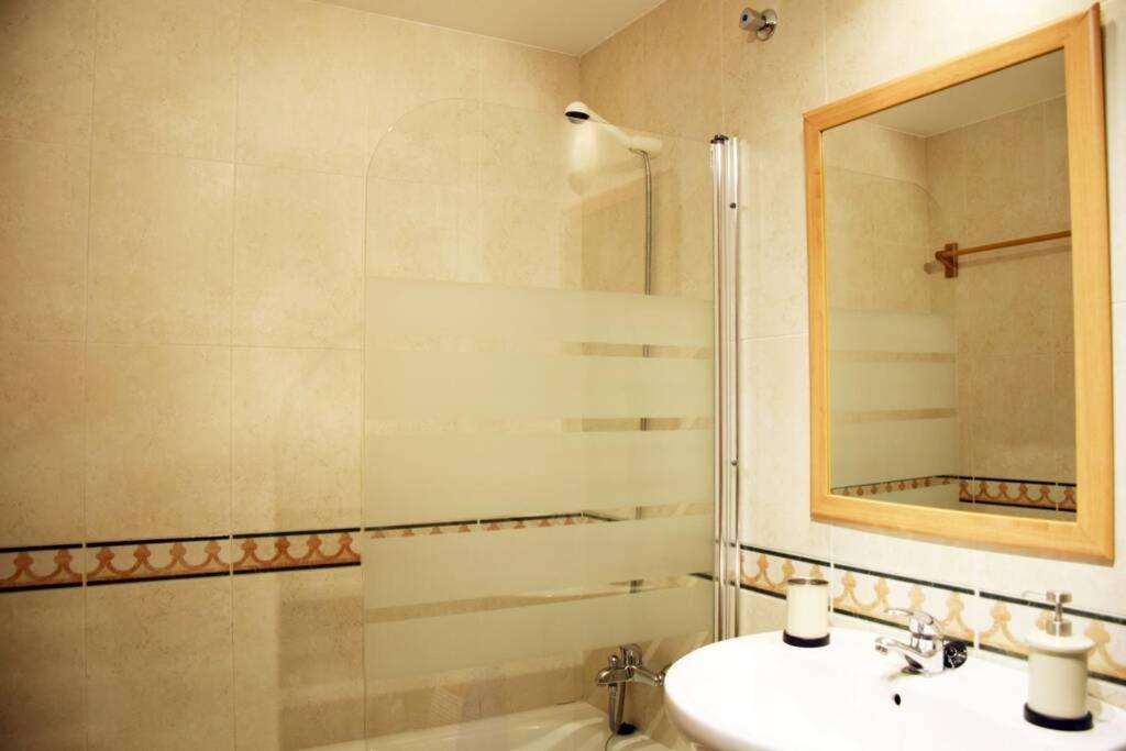 El Pisito De Rodrigo II Appartement Ribadesella Buitenkant foto